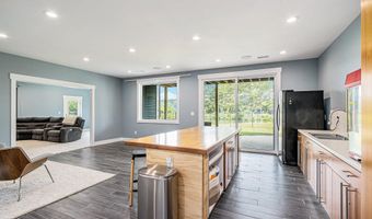 3589 Shoreline Dr, Allegan, MI 49010