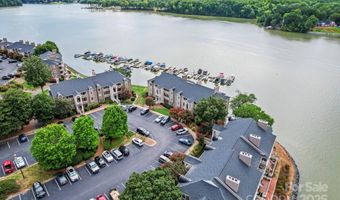 9817 Emerald Point Dr 5, Charlotte, NC 28278