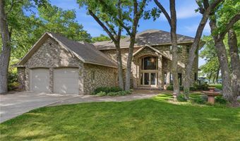 1703 S Le Homme Dieu Dr NE, Alexandria, MN 56308