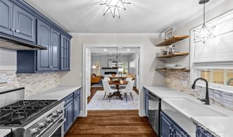 2115 Chatham Ave, Charlotte, NC 28205