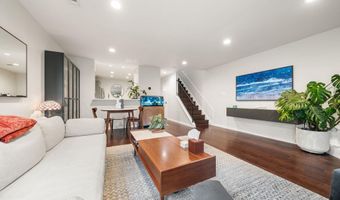 907 S ROLFE St 1A, Arlington, VA 22204