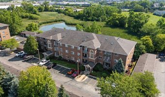 881 N Swift Rd 206, Addison, IL 60101