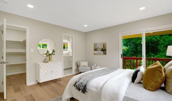 4006 JUSTINE Dr, Annandale, VA 22003