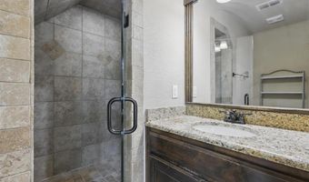 209 Ellis Creek Dr, Weatherford, TX 76085