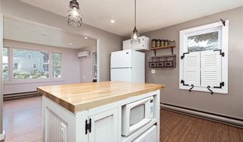 10 Ship St, Jamestown, RI 02835