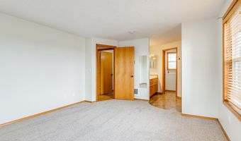 611 NW 4TH Pl, Battle Ground, WA 98604