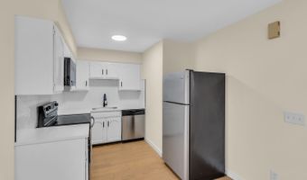 114 3rd Ave 10, Belmar, NJ 07719