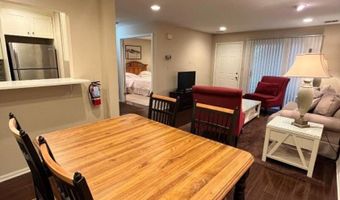 3 Ray Ct, Bedminster, NJ 07921