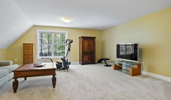 21 Wiggin Rd, Bedford, NH 03110