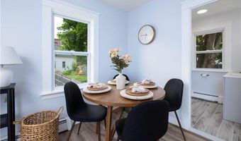 12 BROAD St, Coventry, RI 02816