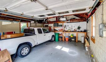 1210 McKinley Blvd, Alton, IL 62002