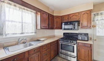 434 FLANDERS Rd, Bellmawr, NJ 08031