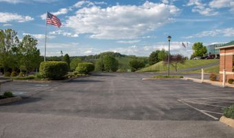 612 Campus Dr, Abingdon, VA 24210