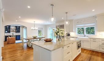 11 Shields St, Newport, RI 02840