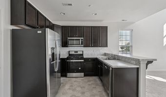 3745 GREEN St, Claymont, DE 19703