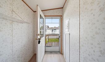 704 Hidden River Dr, Adrian, MI 49221