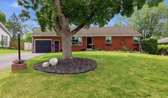 11 James Dr, Albany, NY 12211