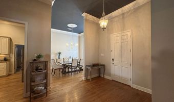 204 Piccadilly, Batesville, MS 38606