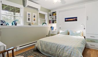 413 North Ln, Bristol, RI 02809