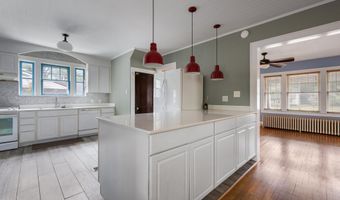 406 W MARKET St, Georgetown, DE 19947