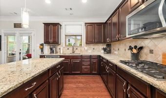 337 Spotted Ridge Cir, Woodstock, GA 30188