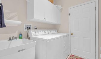 9 Hingham Ln, Barnegat, NJ 08005