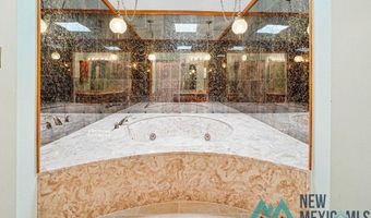 1212 Landsun Dr, Carlsbad, NM 88220