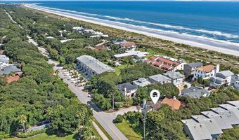 94 OCEANSIDE Dr, Atlantic Beach, FL 32233
