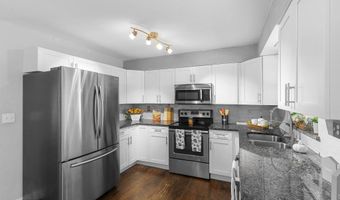 1617 Paradise Ln, Astor, FL 32102