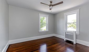 41 Wellesley Ave, North Providence, RI 02911