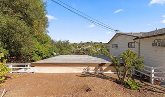 2401 Sunset Dr, Escondido, CA 92025