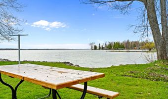 17182 Long Lake Hwy, Alpena, MI 49707