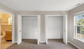 1066 Joyce Ln, Ann Arbor, MI 48103