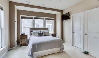 419 K St SE, Washington, DC 20002