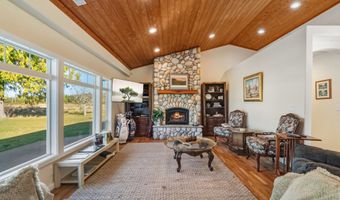 54601 WINTERBERRY Dr, Bandon, OR 97411