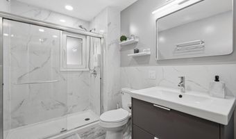 240 Keats Ln, Albrightsville, PA 18210
