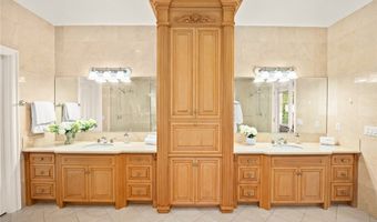 1118 S 6th Ave, Arcadia, CA 91006