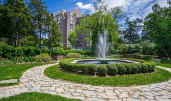 4000 CATHEDRAL Ave NW 248B, Washington, DC 20016