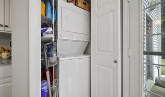 2 Taylor Mill Rd 1, Atkinson, NH 03811