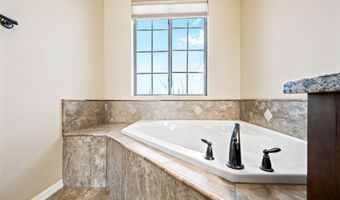 86 E MOON Vis, Apache Junction, AZ 85119