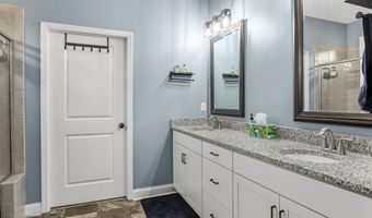 973 Deepwood Ct, Boiling Springs, SC 29316