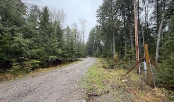 15 Crowe Ln, Princeton, ME 04668
