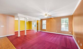 97 Ponds Edge Ct, Felton, DE 19943