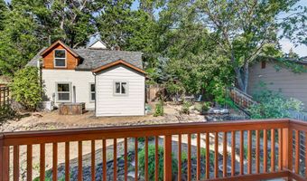 307 Hillcrest St, Ashland, OR 97520
