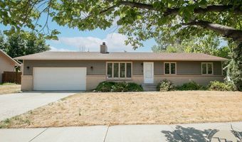 738 Aronson Ave, Billings, MT 59105