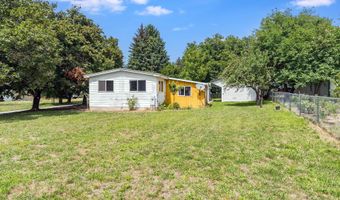 7421 WELLS St, Bonners Ferry, ID 83805