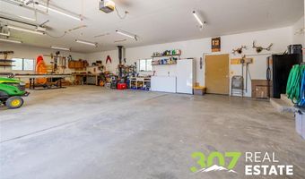 153 E 1st St N, Cowley, WY 82420