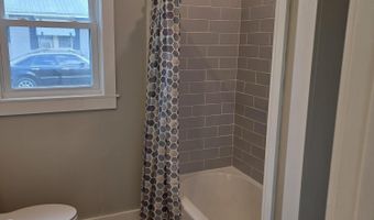 512 N 5th St, Amory, MS 38821