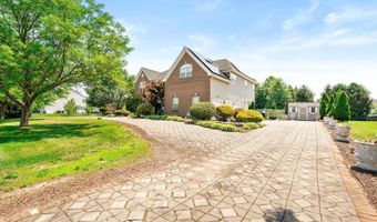 9 Denise Dr, Allentown, NJ 08501