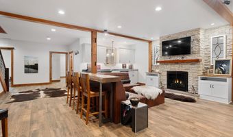 25551 885th Ave, Austin, MN 55912